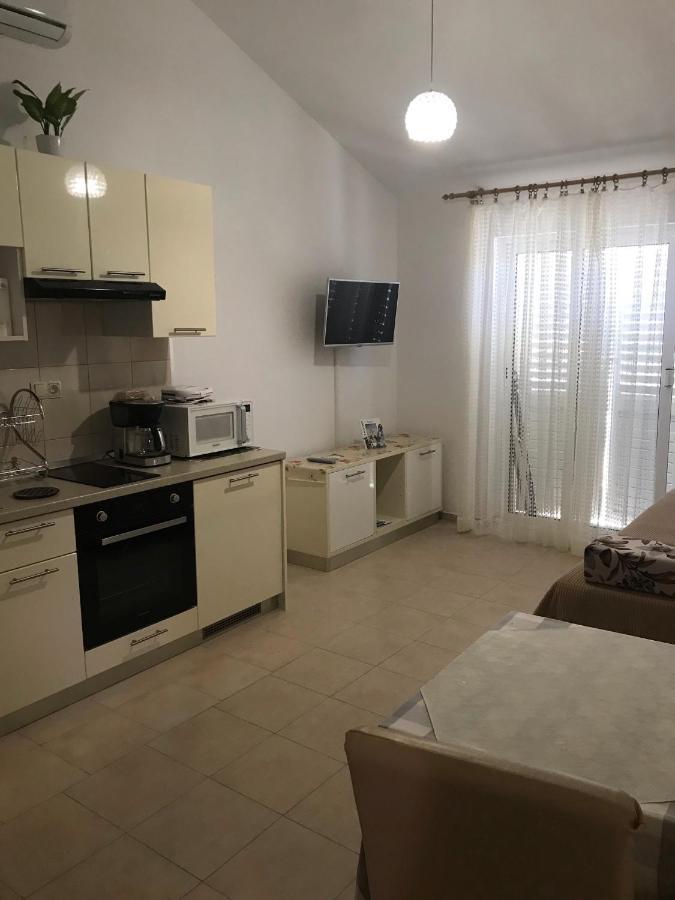 Sea View Apartment Near The Beach S2-Jelsa Center 外观 照片